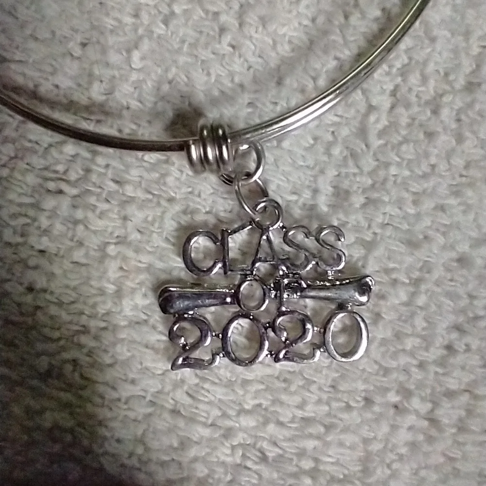 Silvertone class of 2020 wire bracelet